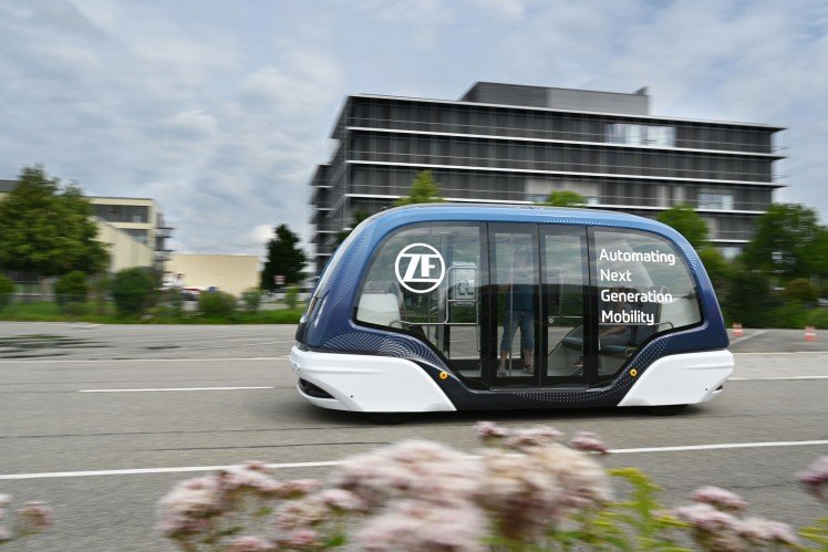 ZF WIRD ZUM GESAMTANBIETER FÜR AUTONOME SHUTTLESYSTEME